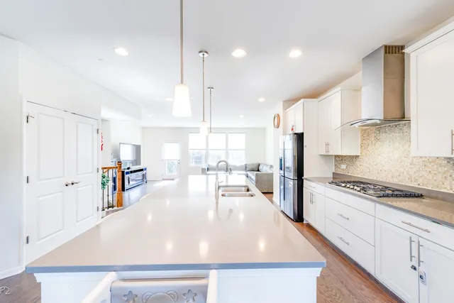 $534,000 | 3573 Mulligan Drive, Woodridge, IL 60517