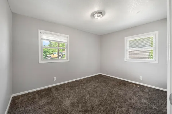 $499,000 | 195 Lane 272 Angola In 46703, Angola, IN 46703