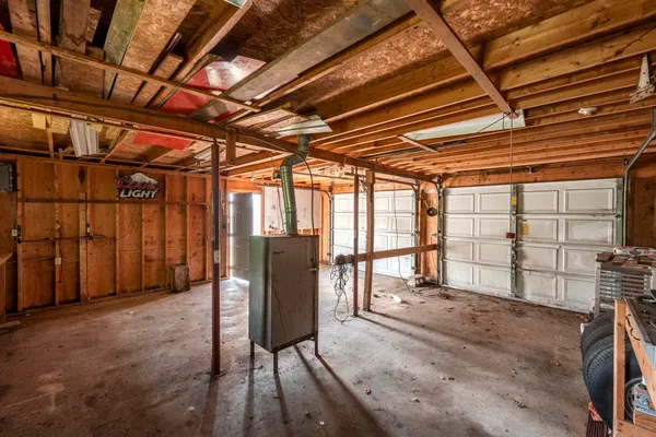 $499,000 | 195 Lane 272 Angola In 46703, Angola, IN 46703