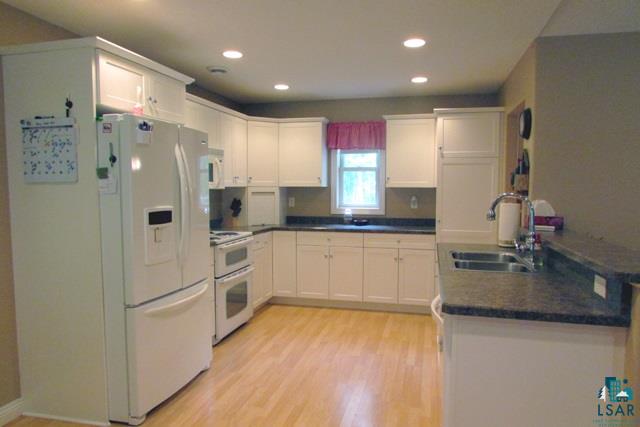 5481 Fawntrail Road Duluth, MN 55811 - Photo 12 of 22 Kitchen
