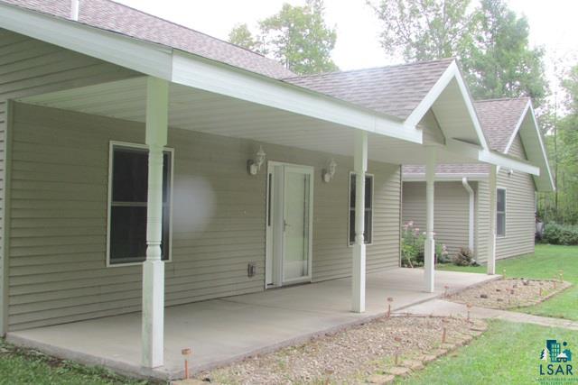 5481 Fawntrail Road Duluth, MN 55811 - Photo 7 of 22 Covered Porch Area