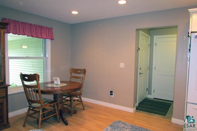 5481 Fawntrail Road Duluth, MN 55811 - Photo 10 of 22 Eating Area in Kitchen