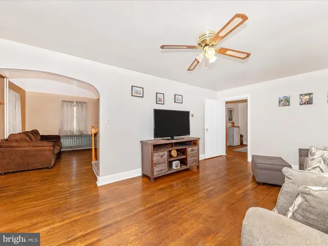 $310,000 | 20025 Leitersburg Pike, Hagerstown, MD 21742