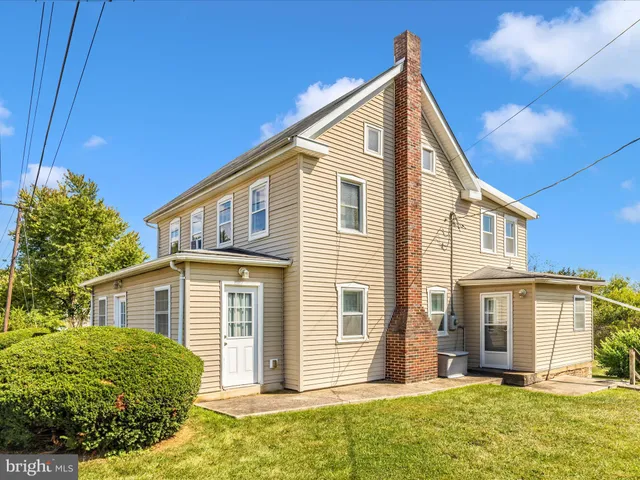 $310,000 | 20025 Leitersburg Pike, Hagerstown, MD 21742