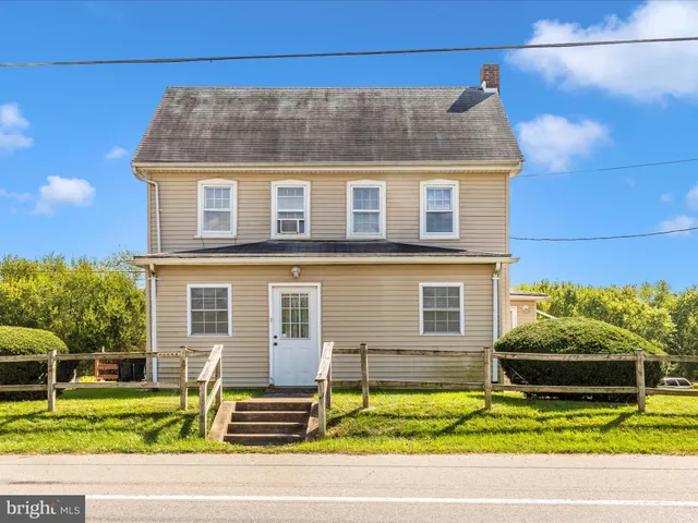 $310,000 | 20025 Leitersburg Pike, Hagerstown, MD 21742