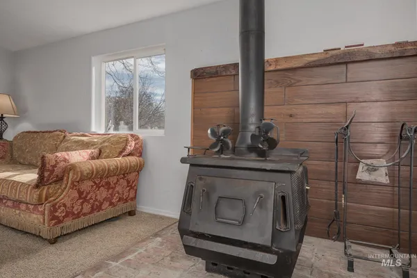 $362,000 | 320 South Superior Street, Cambridge, ID 83610