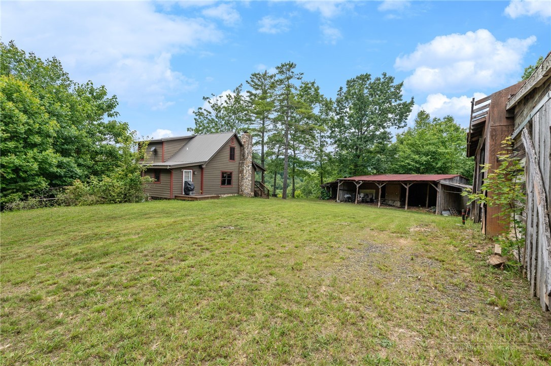 6720 Sampson Road Lenoir, NC 28645 - Photo 4 of 47