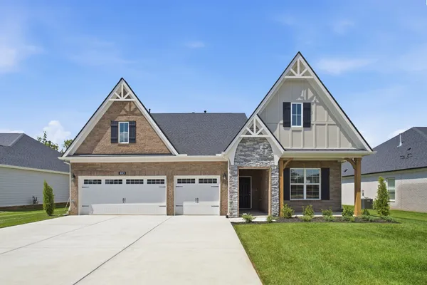 $659,990 | 833 Odell Drive, White House, TN 37188