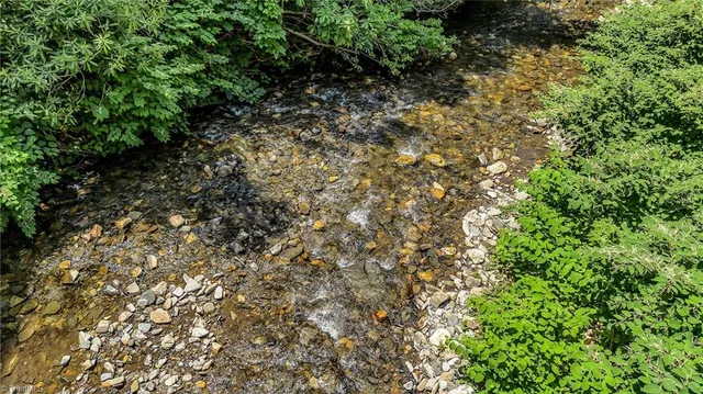 $285,000 | 16 North Old Nc Highway 16, Millers Creek, NC 28651