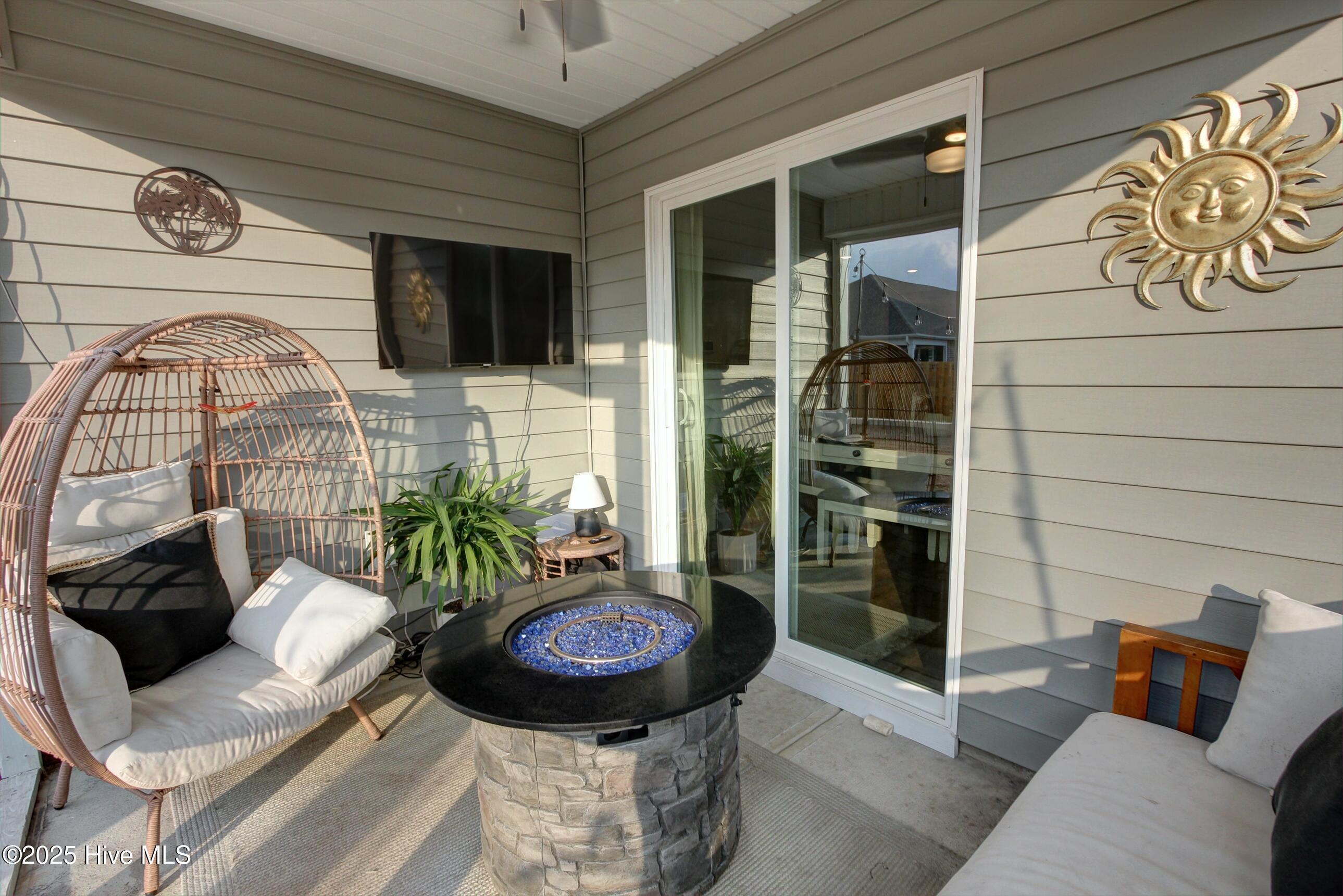 1037 Course Lane Surf City, NC 28445 - Photo 22 of 33 Screen Porch