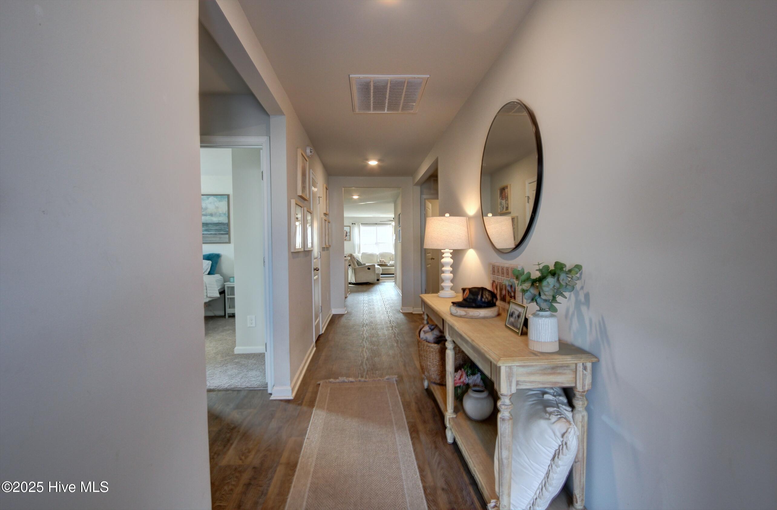 1037 Course Lane Surf City, NC 28445 - Photo 3 of 33 Foyer