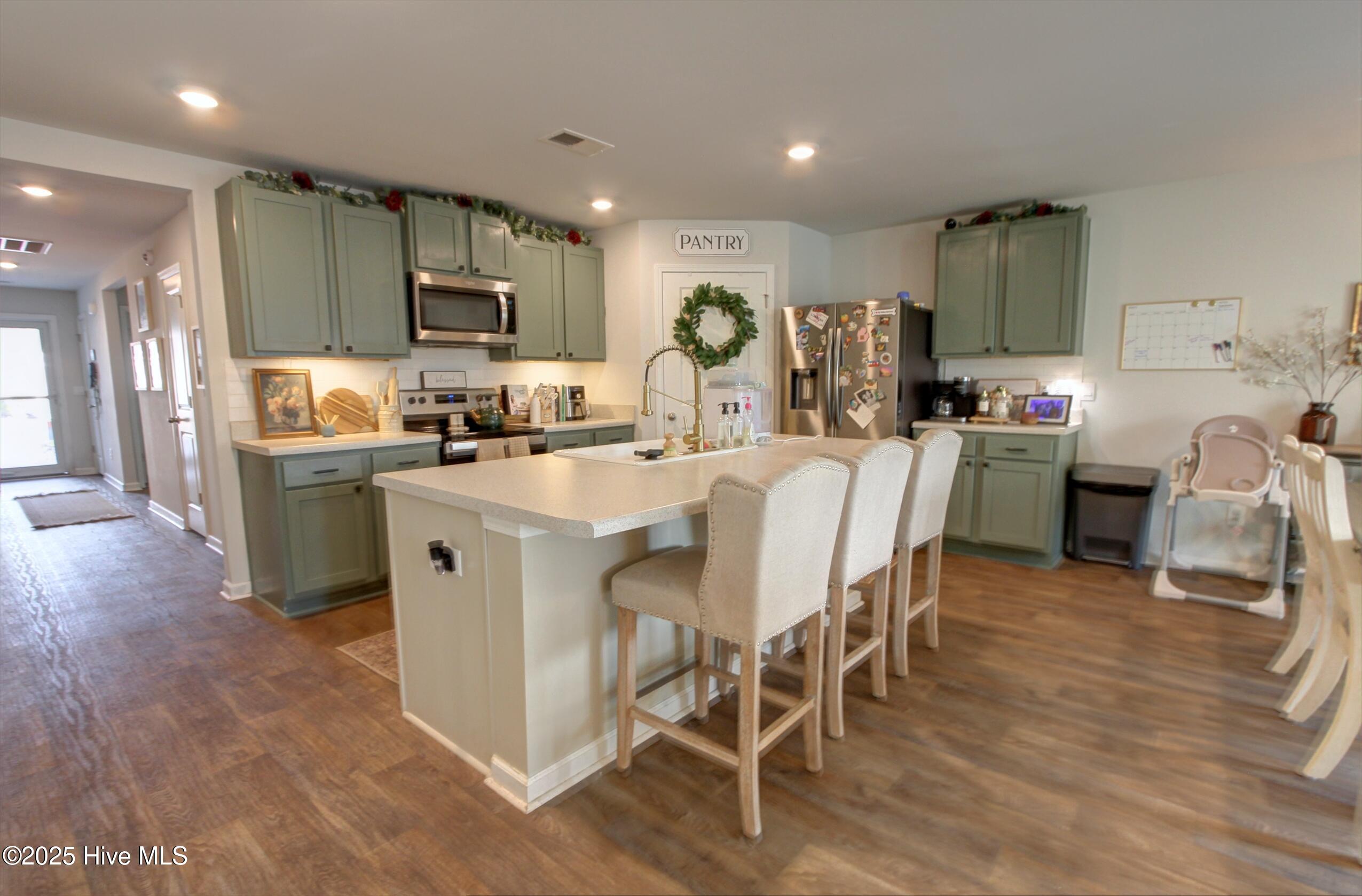1037 Course Lane Surf City, NC 28445 - Photo 8 of 33 Kitchen