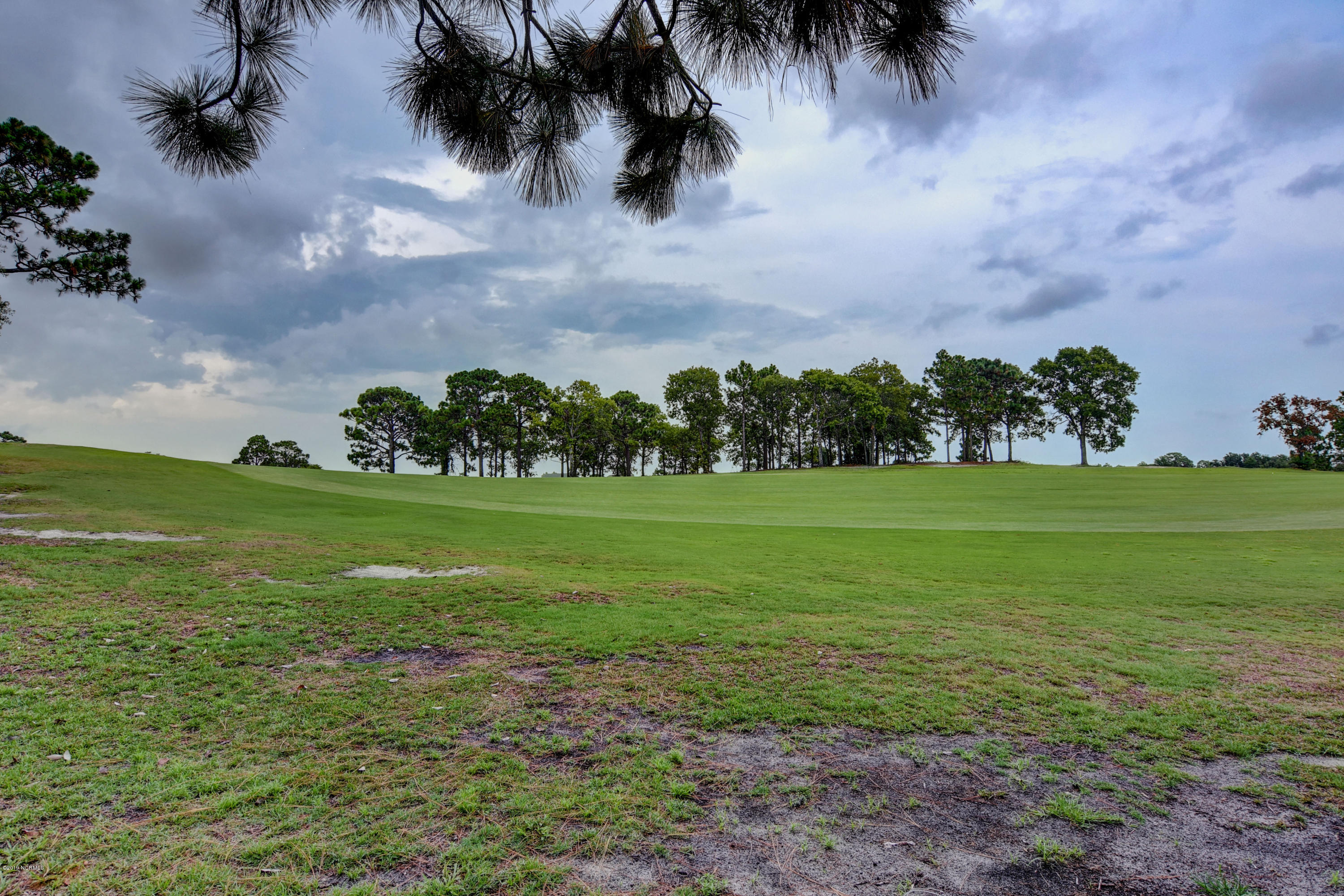 View from backyard...2nd Fairway!