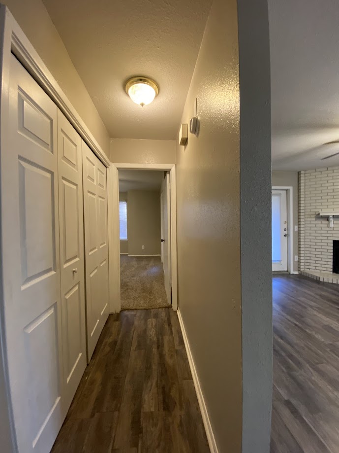 1305 West Villa Maria Road, Unit E102 Bryan, TX 77801 - Photo 12 of 13 Gallery Image 12
