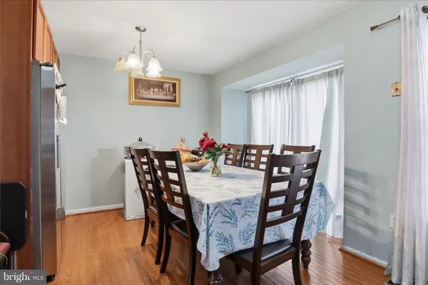 $2,850 | 459 Virginia Avenue, Herndon, VA 20170