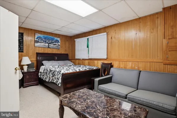 $2,850 | 459 Virginia Avenue, Herndon, VA 20170