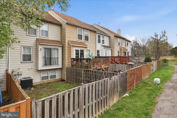 $2,850 | 459 Virginia Avenue, Herndon, VA 20170