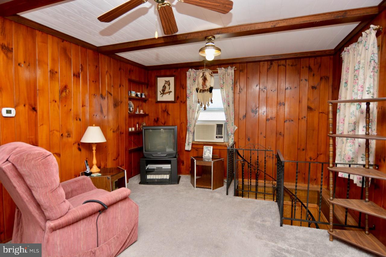 1435 Fern Avenue Reading, PA 19607 - Photo 6 of 22