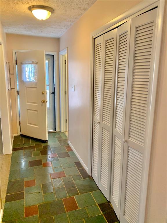 7961 Taunton Road Indianapolis, IN 46260 - Photo 3 of 19 Gallery Image 3