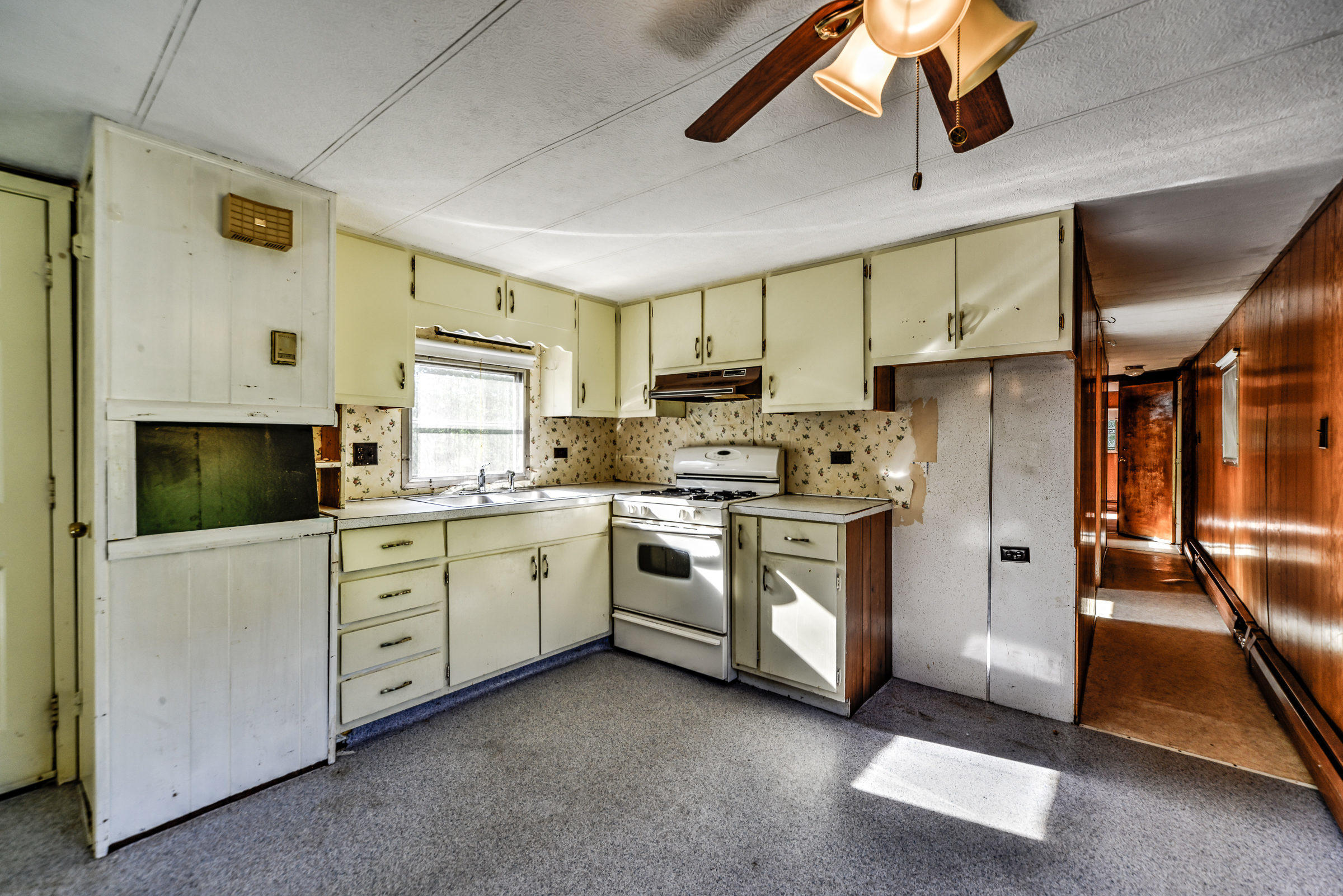 576 Stanley Road Winthrop, ME 04364 - Photo 12 of 60 569 Stanley Rd Winthrop-print-029-028-10