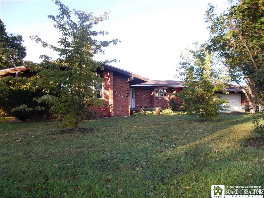 16 Versailles Road Hanover, NY 14081 - Photo 1 of 1 Gallery Image 1