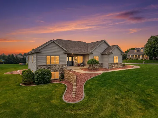 $764,900 | 3017 Craig Lane, Sun Prairie, WI 53590