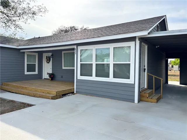 $189,000 | 621 Tutt Avenue, Taft, TX 78390