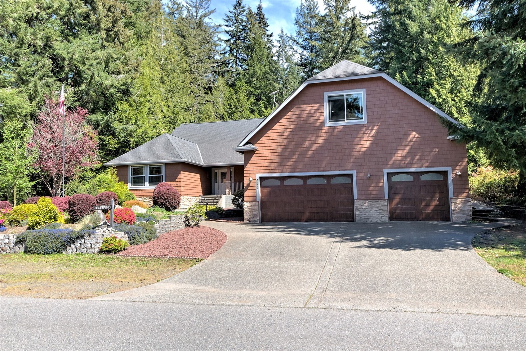 1171 East Old Ranch Road Allyn, WA 98524 - Photo 1 of 40