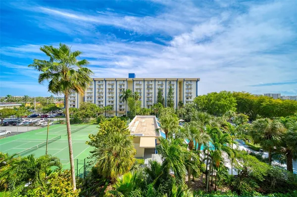 $189,000 | 801 Northwest 47th Avenue, Unit 515W, Miami, FL 33126