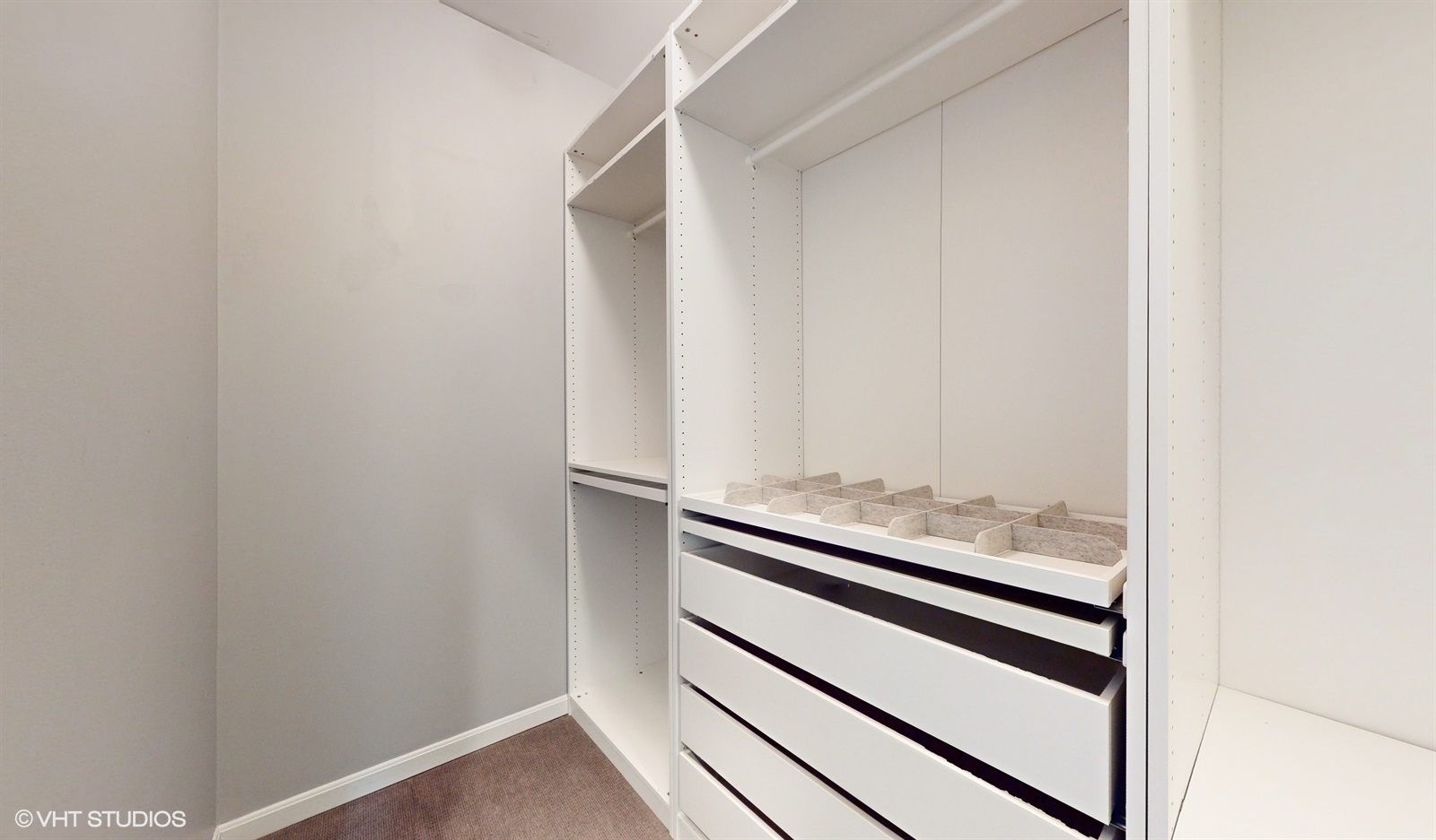 915 North Howe Street Chicago, IL 60610 - Photo 14 of 30 a view of utility room