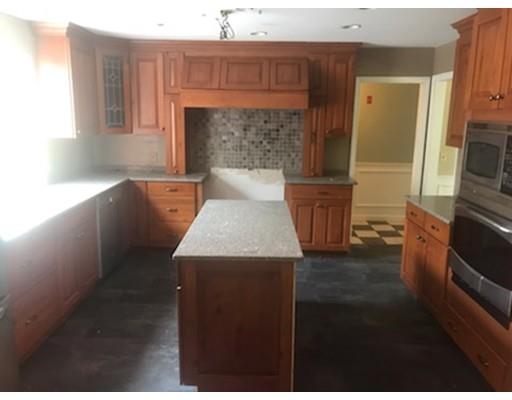 2 Summit Ridge Road Sturbridge, MA 01566 - Photo 4 of 26 Gallery Image 4
