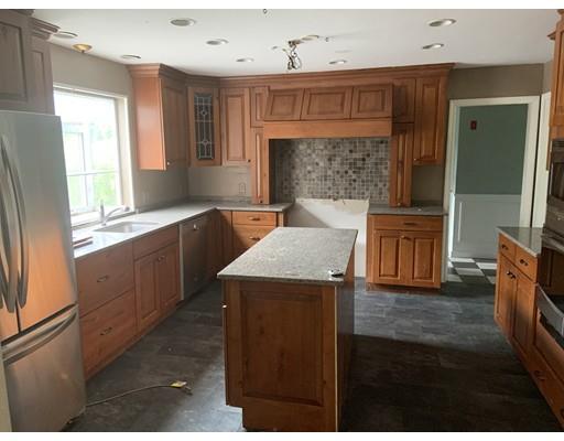 2 Summit Ridge Road Sturbridge, MA 01566 - Photo 5 of 26 Gallery Image 5