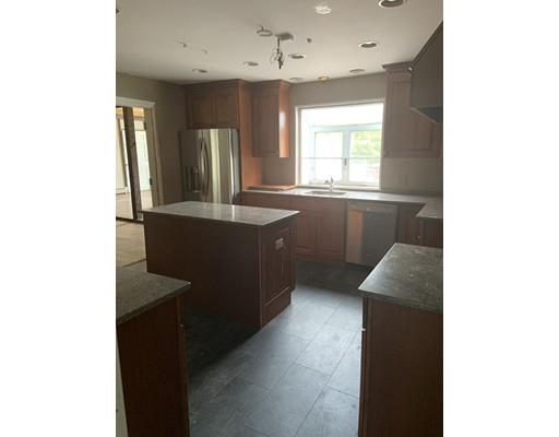 2 Summit Ridge Road Sturbridge, MA 01566 - Photo 6 of 26 Gallery Image 6