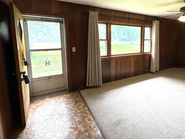 $155,000 | 58454 220 Street, Austin, MN 55912