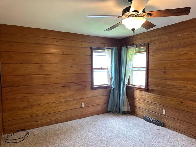 $155,000 | 58454 220 Street, Austin, MN 55912