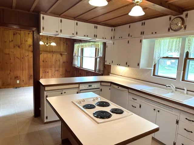 $155,000 | 58454 220 Street, Austin, MN 55912