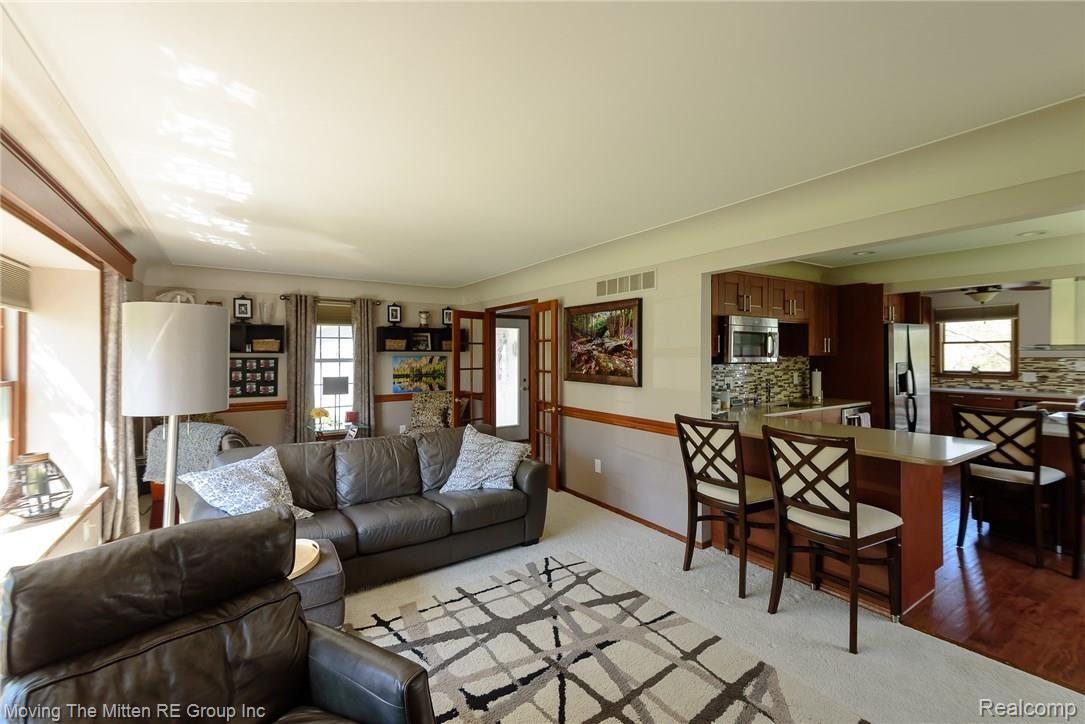 47044 Denton Road Belleville, MI 48111 - Photo 9 of 44 mtm_47044_denton-15.jpg