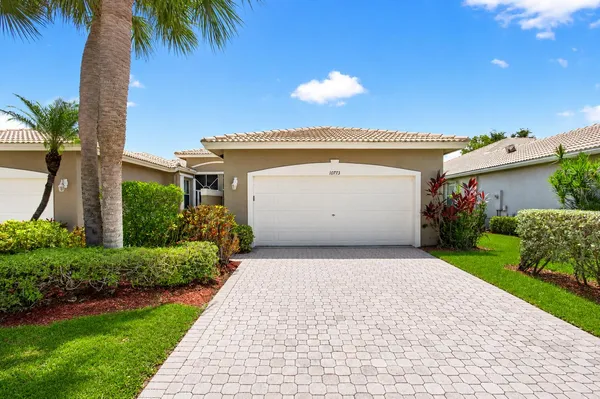 $410,000 | 10773 Royal Caribbean Circle, Boynton Beach, FL 33437