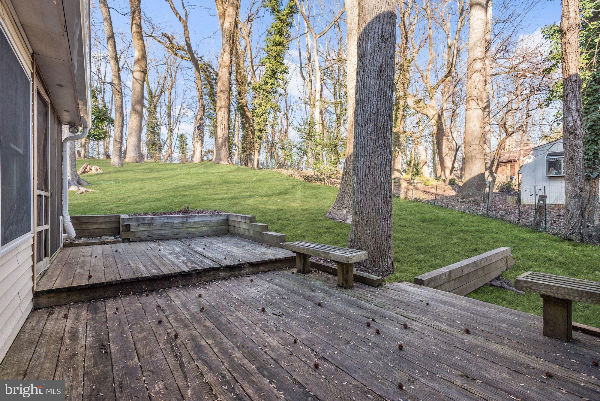 2621 Ogleton Road Annapolis, MD 21403 - Photo 29 of 35 Deck