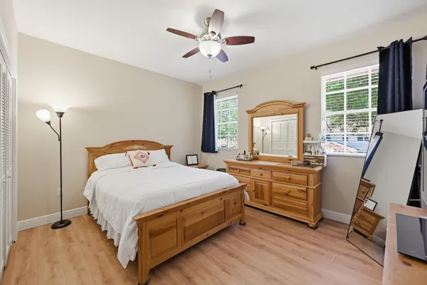 $574,999 | 4115 Carriage Drive, Unit P2, Pompano Beach, FL 33069