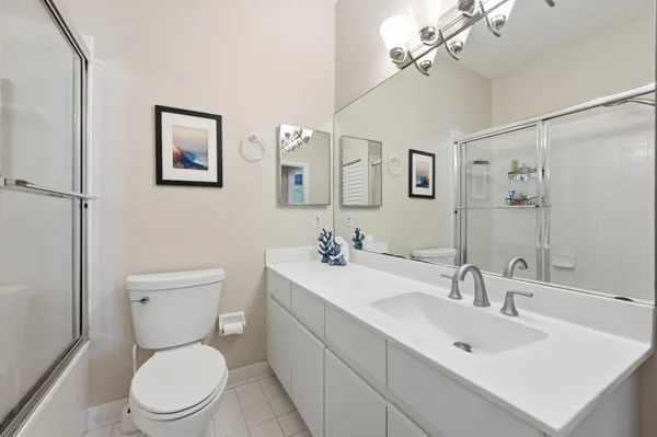 $574,999 | 4115 Carriage Drive, Unit P2, Pompano Beach, FL 33069