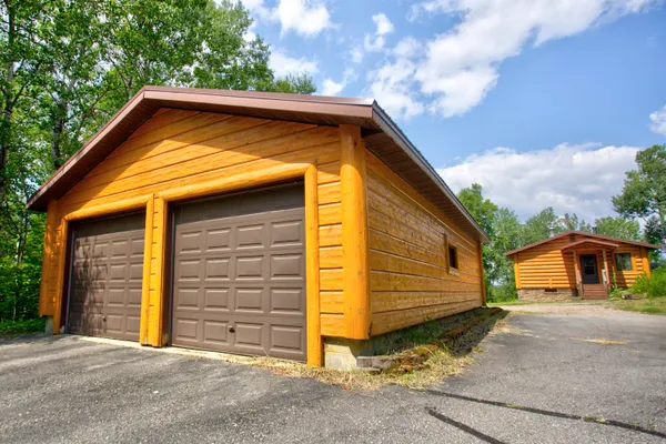 $799,000 | 3055 Van Vac Road, Ely, MN 55731