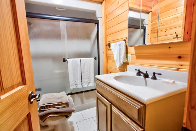 $829,000 | 3055 Van Vac Road, Ely, MN 55731