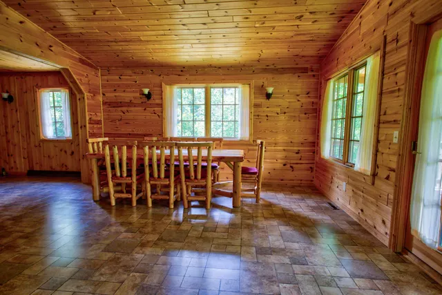 $829,000 | 3055 Van Vac Road, Ely, MN 55731