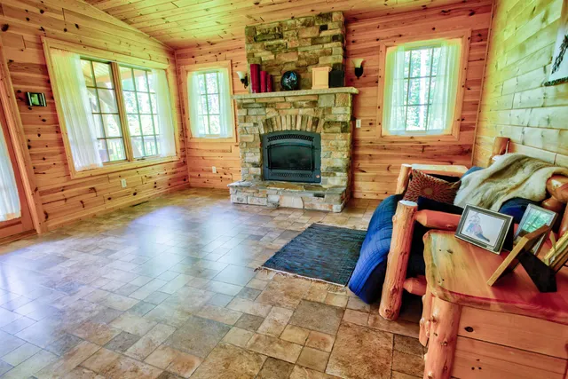 $829,000 | 3055 Van Vac Road, Ely, MN 55731