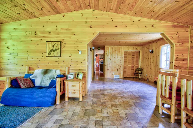 $829,000 | 3055 Van Vac Road, Ely, MN 55731