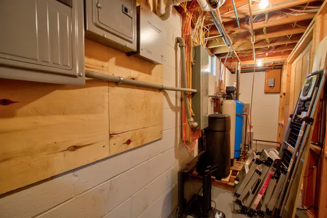 $829,000 | 3055 Van Vac Road, Ely, MN 55731