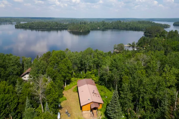 $799,000 | 3055 Van Vac Road, Ely, MN 55731