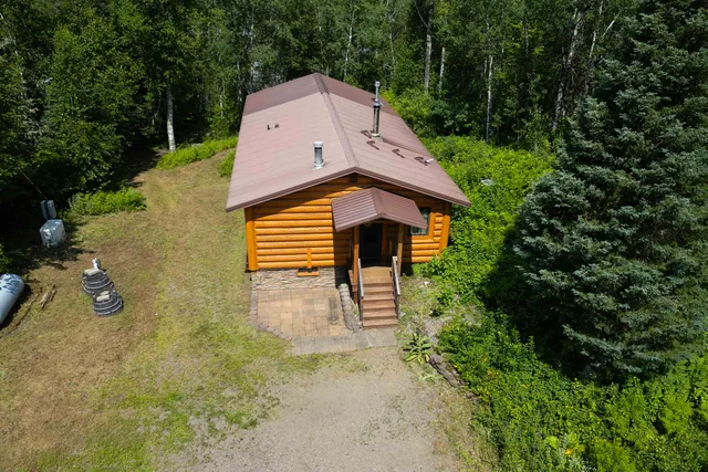 $829,000 | 3055 Van Vac Road, Ely, MN 55731