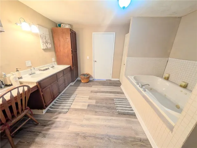 $135,000 | 410 South Chestnut Street, Iola, KS 66749